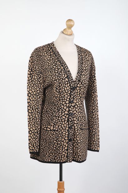 Fabrice KAREL
Gathered black knit stole with...