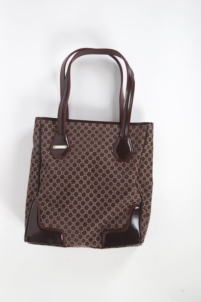 CÉLINE, circa 2007
27 cm tote bag, in brown...