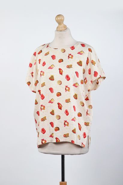 HERMES Paris
Silk top with mosaic and shell...