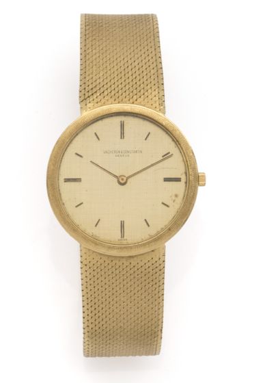VACHERON CONSTANTIN
Montre bracelet en or...