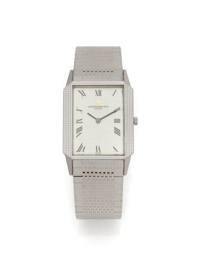 VACHERON CONSTANTIN
Montre bracelet en or...