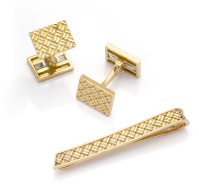 VAN CLEEF & ARPELS by Georges Lenfant
Set...