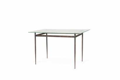 Philolaos TLOUPAS (1923-2010)
Table de salle...