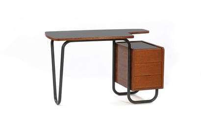 Robert CHARROY (XX)
Bureau ouvrant par trois...