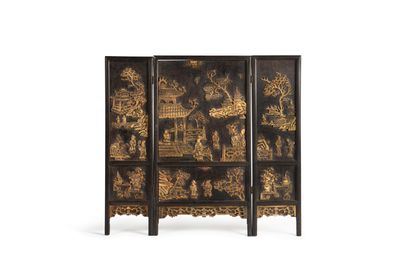 CHINA, 19th-20th century
Set of two table...