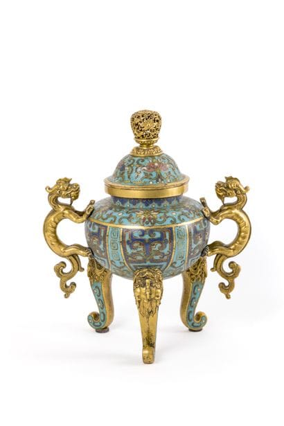 CHINA, Qing Dynasty, 18th century 
Rare gilt...