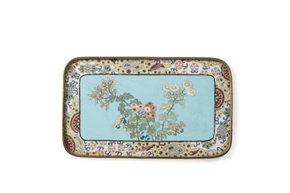 JAPAN, Meiji period
A cloisonné enamel dish...