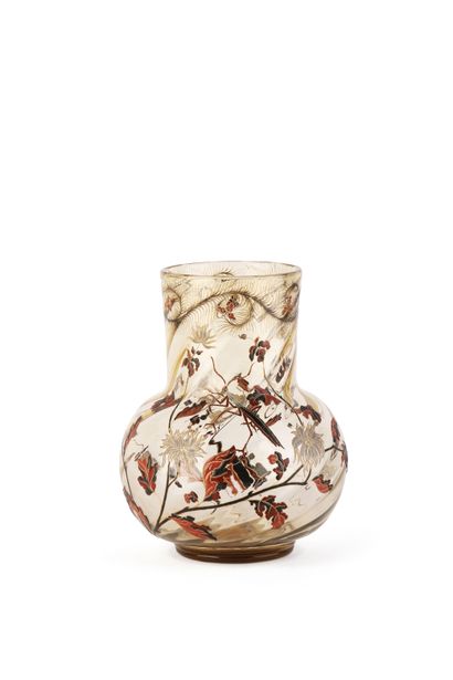 Émile GALLÉ (1846-1904)
Vase à décor de magnolias...