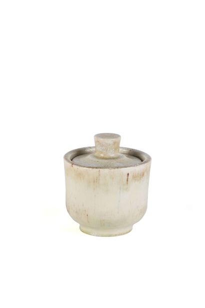 Pierre ROULOT (1917-2007)
Covered pot
Stoneware...