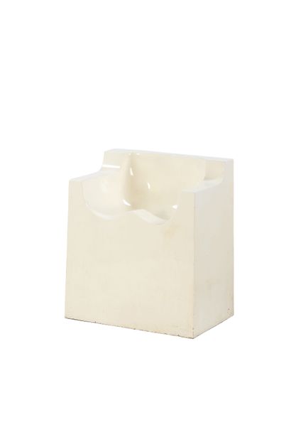 Roy ADZAK (1927-1988)
Fauteuil sculptural...