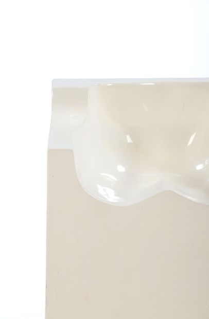 Roy ADZAK (1927-1988)
Fauteuil sculptural...