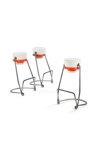 Christian POUX (1957)
Suite de trois tabourets...
