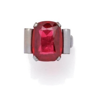 Art Deco silver ring (800/1000) adorned with...