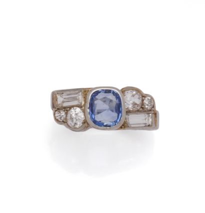 Art Deco ring in 18K (750/1000) white gold...