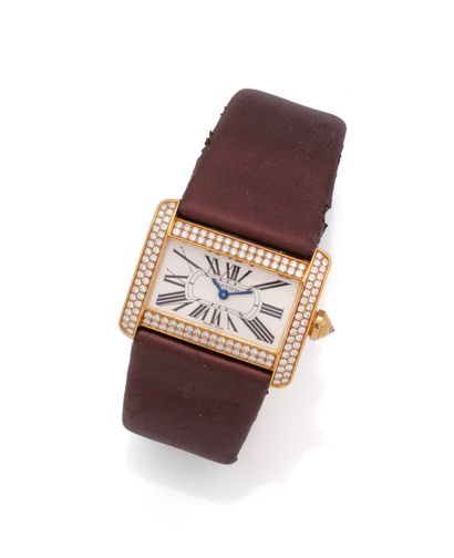 CARTIER TANK DIVAN 
Bracelet watch in 18K...
