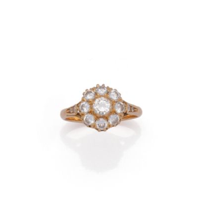 Bague pompadour en or jaune 18K (750/1000)...