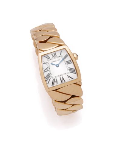LA DONA DE CARTIER
Bracelet watch in 18K...