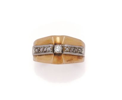 Bague tank à pans en or rose 18K (750/1000)...