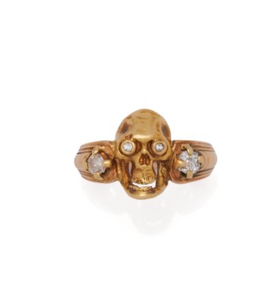 Bague Memento Mori, ou Vanité, en or jaune...