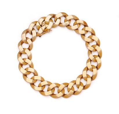 Bracelet en or jaune 18K (750/1000) à maille...