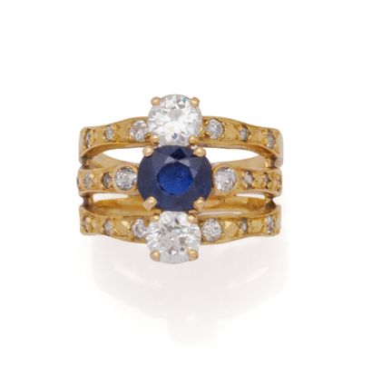 Bague en or jaune 18K (750/1000) formée par...