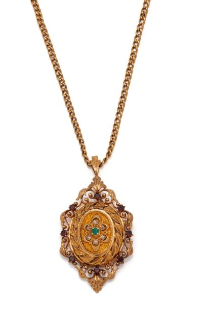 Broche-pendentif en or jaune 18K (750/1000)...