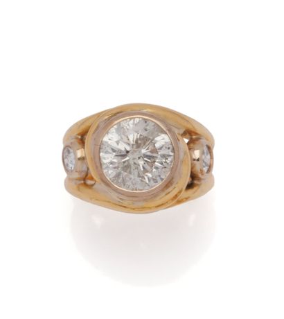Bague bandeau en or jaune 18K (750/1000)...