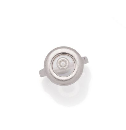 CHOPARD
Happy Diamond
Bague en or gris 18K...