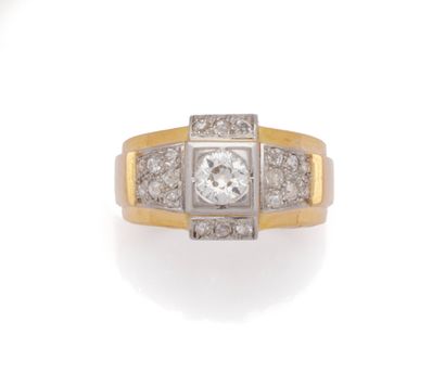 Bague tank en or jaune 18K (750/1000) et...