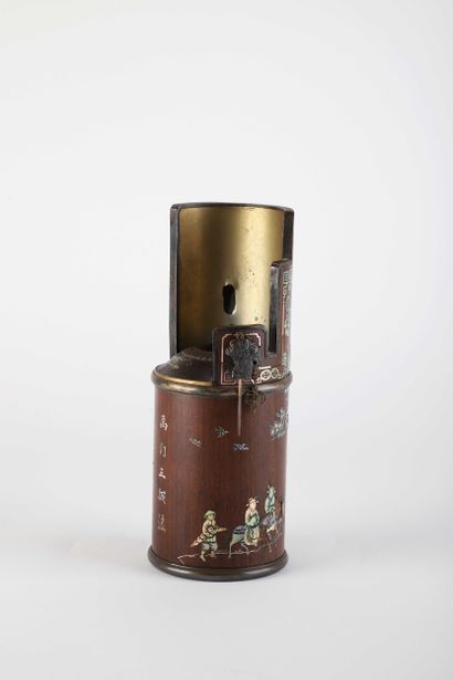 VIETNAM, XIXe siècle
Pipe à opium de forme...