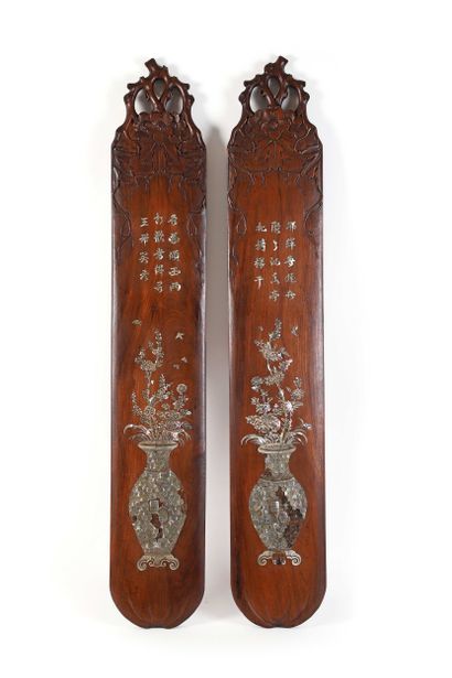 CHINE
Paire de panneaux en bois avec incrustation...