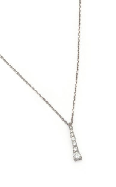 Collier en or gris 18K (750/1000) orné d’un...