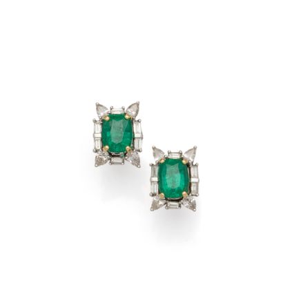Paire de puces d'oreilles rectangulaires...