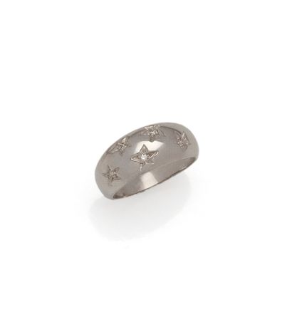Bague jonc en or gris 18K (750/1000) ponctué...