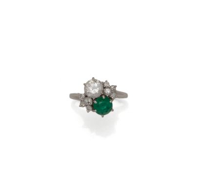 Bague toi et moi en or gris 18K (750/1000)...