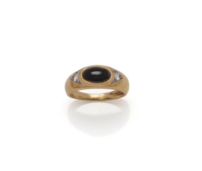 VAN CLEEF AND ARPELS
Bague jonc en or 18K...