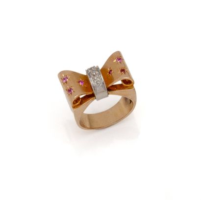 Bague tank en or rose 18K (750/1000) et platine...