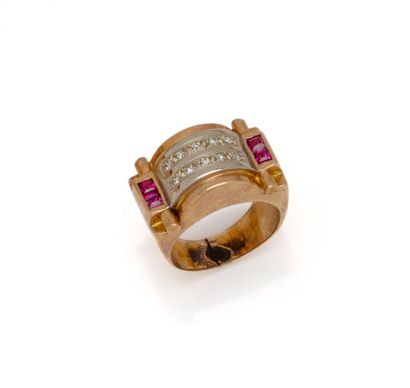 Bague tank symétrique en or deux tons 18K...