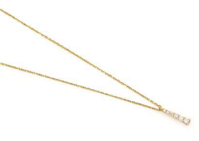 Collier en or jaune 18K (750/1000) orné d’un...