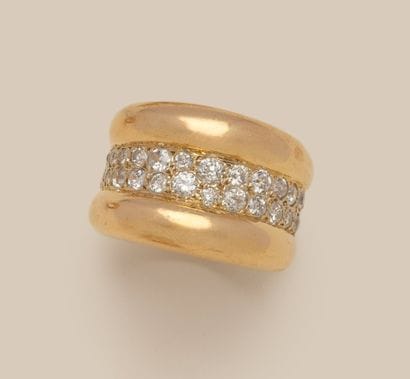 BAGUE BANDEAU en or jaune 18K (750/1000)...