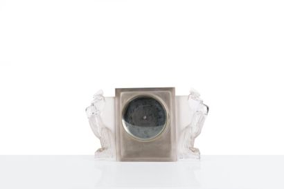 René LALIQUE (1860-1945) 

Pendule «Deux...