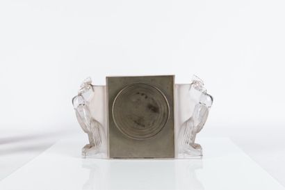 René LALIQUE (1860-1945) 

Pendule «Deux...