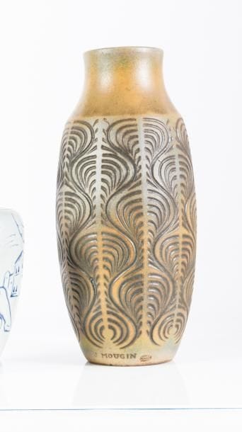 Joseph MOUGIN (1876 - 1961) 

Vase de forme...