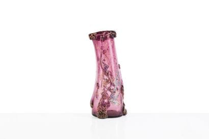 Auguste Jean (c.1830-c.1890) 

Vase de forme...
