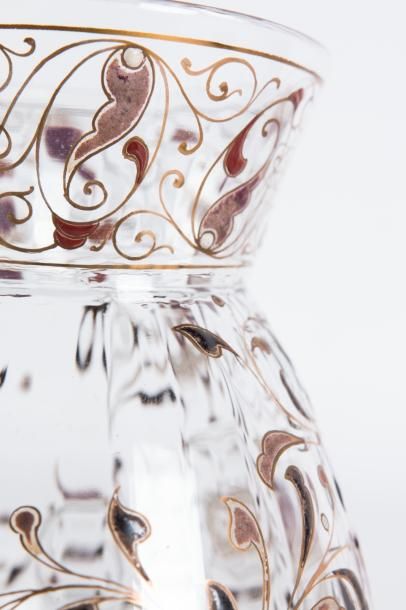 Emile Gallé (1846-1904) 

Vase de forme balustre...