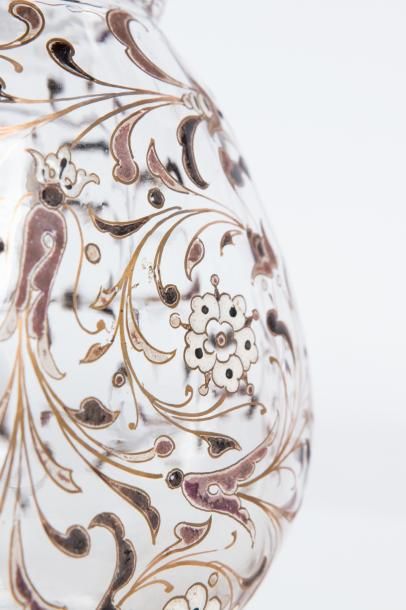 Emile Gallé (1846-1904) 

Vase de forme balustre...