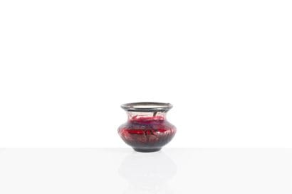 Emile Gallé (1846-1904) 

Vase de forme bombée...