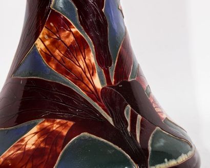 Emile Gallé (1846-1904) 

Vase de forme balustre...