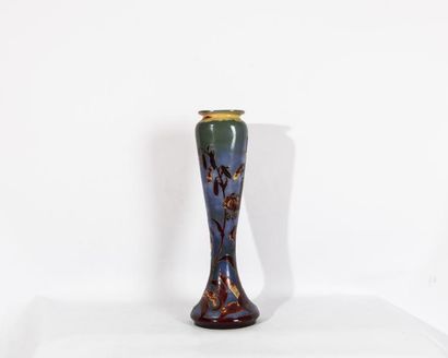 Emile Gallé (1846-1904) 

Vase de forme balustre...