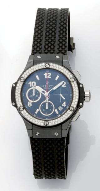 HUBLOT
Big Bang Aspen. Boitier céramique...